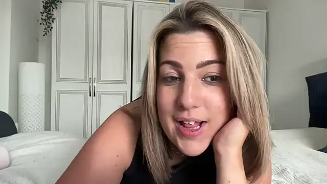 annabellewarick online show from 06/29/26, 04:18
