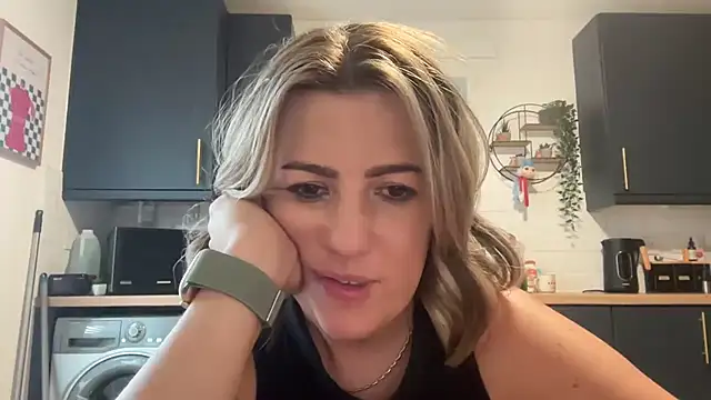 annabellewarick online show from 07/19/26, 07:17
