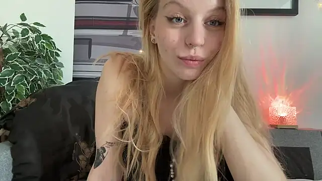 Fanny Fresh online show from 07/16/26, 08:09