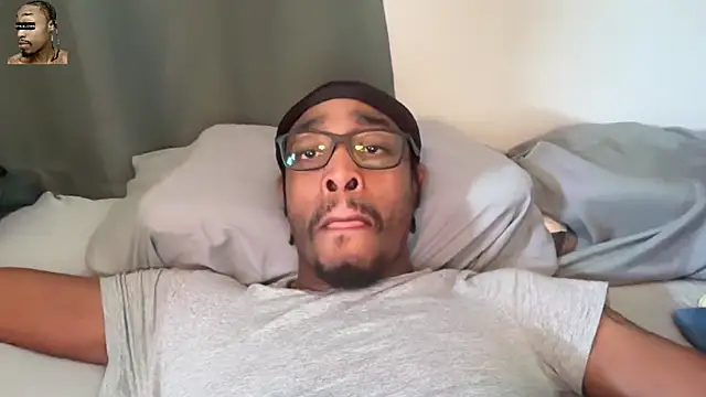 OneUp Close online show from 04/24/26, 08:44