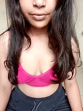 Divya3107 online show from 07/15/26, 04:18