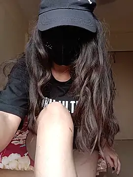 Divya3107 online show from 07/27/26, 03:46