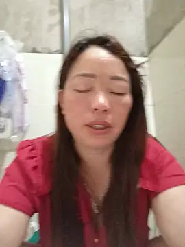 Yellow-pink online show from 07/04/26, 10:49