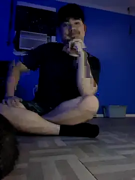 Snapshot of derek0_17 chatting on 05/12/26, 05:26 derek0 17 online show from 05/12/26, 05:26
