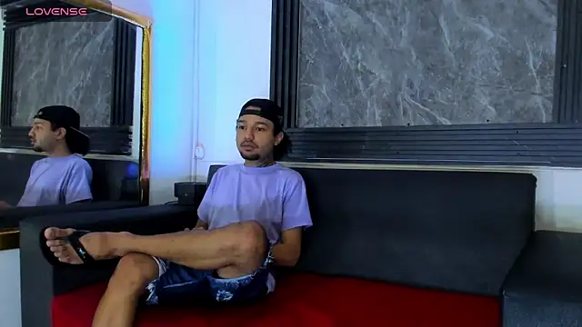 Snapshot of Angelo_Blessed chatting on 05/20/26, 06:14 Angelo Blessed online show from 05/20/26, 06:14