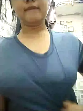 Snapshot of Chandrika_Yadav chatting on 05/15/26, 04:03 Chandrika Yadav online show from 05/15/26, 04:03