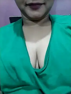 Snapshot of Chandrika_Yadav chatting on 05/26/26, 08:10 Chandrika Yadav online show from 05/26/26, 08:10