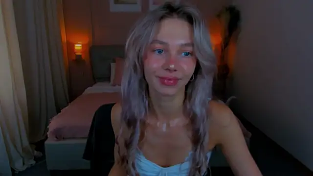 LuluAlis online show from 07/08/26, 02:43
