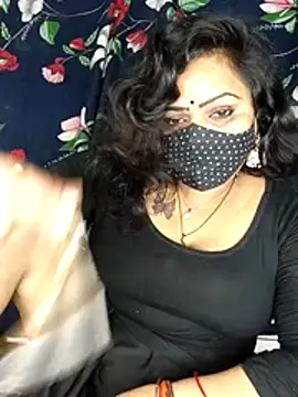 Snapshot of Delhi_Patola chatting on 03/12/26, 06:03 Delhi Patola online show from 03/12/26, 06:03
