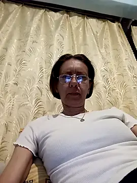 Snapshot of Tania9876 chatting on 06/03/26, 07:19 Tania9876 online show from 06/03/26, 07:19