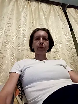 Snapshot of Tania9876 chatting on 06/13/26, 07:34 Tania9876 online show from 06/13/26, 07:34