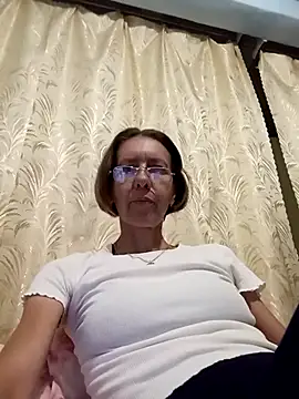 Tania9876 online show from 07/28/26, 06:20