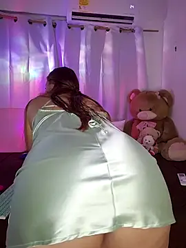 Foxylisaflores online show from 06/24/26, 11:09