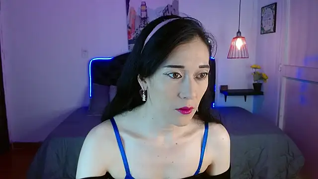 Mylu xx online show from 05/19/26, 01:28