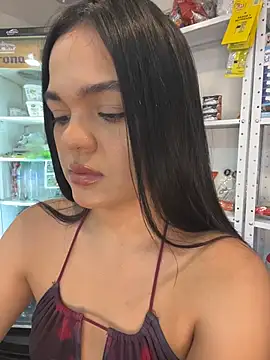 Bella-Ferrer online show from 07/15/26, 06:13