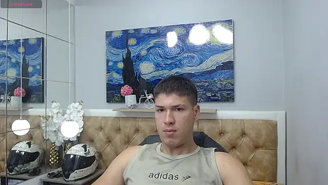 Snapshot of AlessandroFranco chatting on 05/26/26, 01:18 AlessandroFranco online show from 05/26/26, 01:18