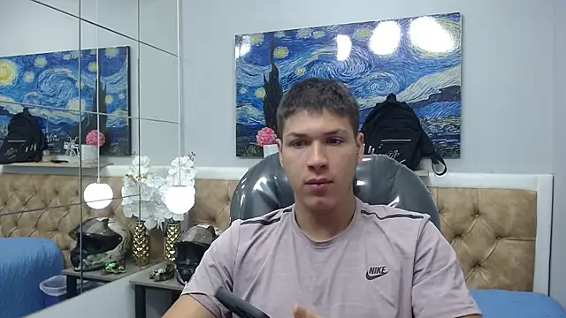 Snapshot of AlessandroFranco chatting on 06/04/26, 01:39 AlessandroFranco online show from 06/04/26, 01:39