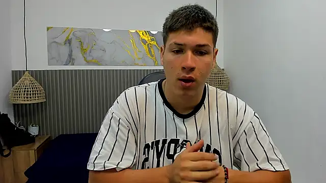 AlessandroFranco online show from 07/21/26, 12:29