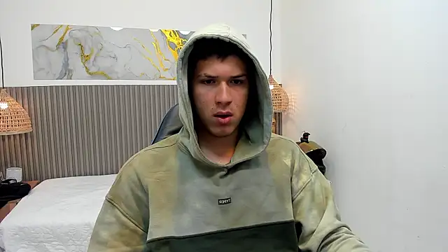 AlessandroFranco online show from 07/24/26, 12:36