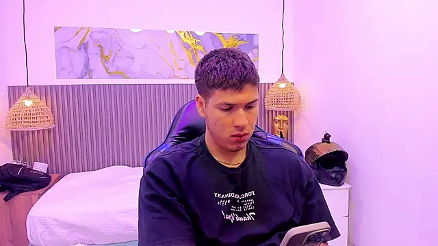 AlessandroFranco online show from 07/27/26, 12:56