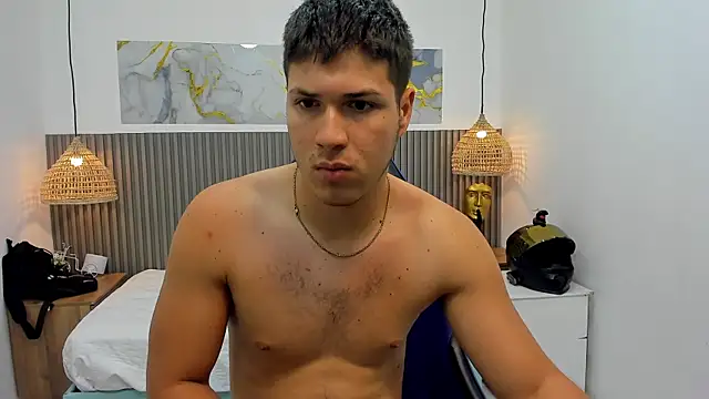 AlessandroFranco online show from 07/28/26, 06:20