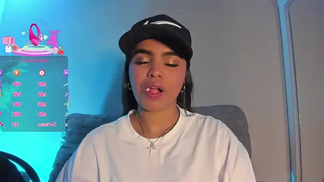 ZoeyMonroe  online show from 06/30/26, 04:02