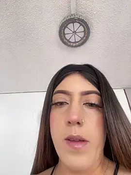 Electra Pinkk online show from 05/03/26, 01:50