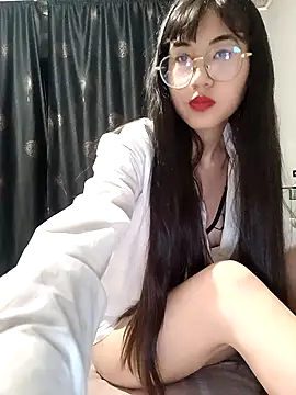 Snapshot of Rina_333 chatting on 03/27/26, 01:22 Rina 333 online show from 03/27/26, 01:22