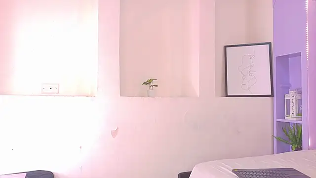 Snapshot of Meganlove__ chatting on 05/23/26, 02:50 Meganlove online show from 05/23/26, 02:50