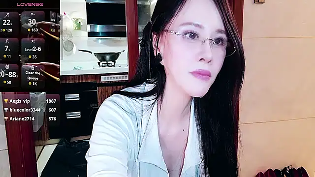 Snapshot of nuanuanbaobei chatting on 04/18/26, 06:34 nuanuanbaobei online show from 04/18/26, 06:34