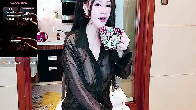 Snapshot of nuanuanbaobei chatting on 06/04/26, 05:35 nuanuanbaobei online show from 06/04/26, 05:35