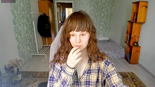 NikiCozy online show from 06/28/26, 07:47