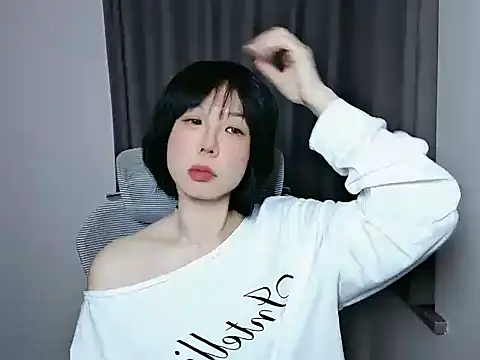 Snapshot of lin_lin_520_520 chatting on 03/13/26, 03:40 lin lin 520 520 online show from 03/13/26, 03:40