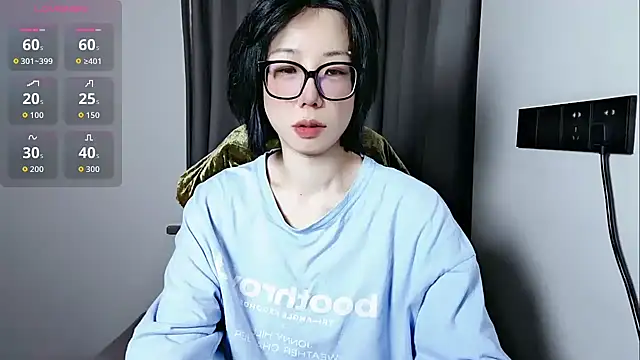 Snapshot of lin_lin_520_520 chatting on 04/29/26, 03:05 lin lin 520 520 online show from 04/29/26, 03:05