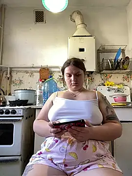 Snapshot of Nenssy555 chatting on 03/12/26, 11:16 Nenssy555 online show from 03/12/26, 11:16