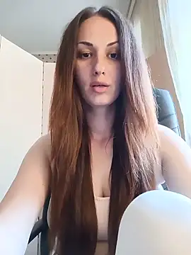 LunaCrystall online show from 06/11/26, 03:54