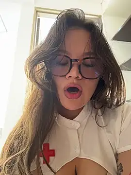 Tallulah Kinky online show from 07/18/26, 12:31