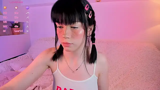 lisa sunny  online show from 06/11/26, 11:25