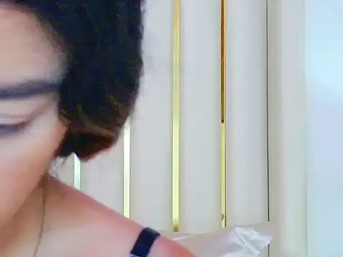 Snapshot of AnnieDesire chatting on 05/06/26, 03:50 AnnieDesire online show from 05/06/26, 03:50