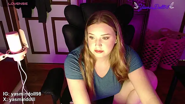 yasmindoll98 online show from 07/15/26, 07:19