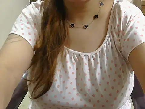 spicy Zara online show from 06/06/26, 10:09