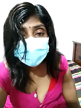 Snapshot of Amisha-35 chatting on 05/08/26, 01:11 Amisha-35 online show from 05/08/26, 01:11