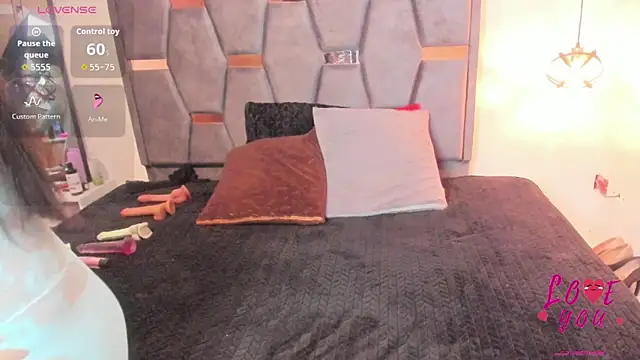 Snapshot of Keyla_Brunette_ chatting on 06/08/26, 11:32 Keyla Brunette online show from 06/08/26, 11:32