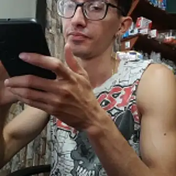 Snapshot of jhosuamoore chatting on 05/09/26, 01:27 jhosuamoore online show from 05/09/26, 01:27