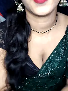 Hot lady234 online show from 06/05/26, 05:07
