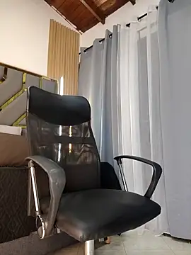Oliver bigblack cock online show from 05/05/26, 06:05