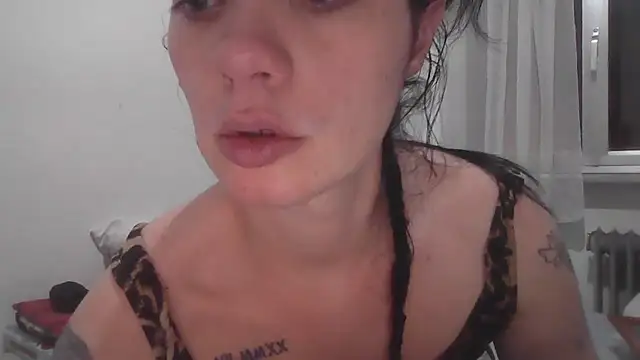 Snapshot of anastasia-evans chatting on 03/28/26, 07:35 anastasia-evans online show from 03/28/26, 07:35