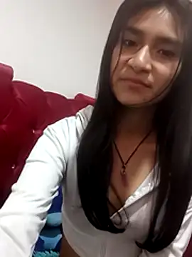 Snapshot of KarolaMendez chatting on 03/19/26, 09:19 KarolaMendez online show from 03/19/26, 09:19
