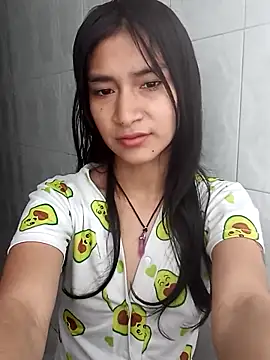 Snapshot of KarolaMendez chatting on 03/22/26, 03:59 KarolaMendez online show from 03/22/26, 03:59