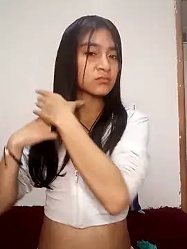 Snapshot of KarolaMendez chatting on 03/28/26, 05:01 KarolaMendez online show from 03/28/26, 05:01